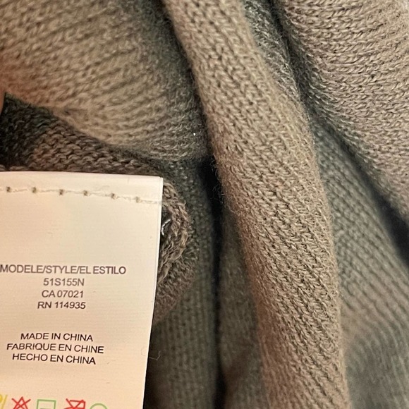 Cloth By Design Oversized Knit Sweater In Drab Solid Green Women's Size S NWT - Picture 7 of 11